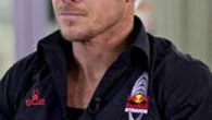 Felix Baumgartner, paracaidista austríaco de 43 años. Realiza peligrosas maniobras desde hace años y hoy, por fin, dio el salto esperado desde hacía días en todo el mundo. Ya había logrado […]