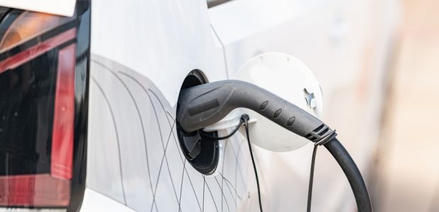 Conducir un coche eléctrico únicamente cuando lo necesitas, pagar solo por el tiempo que pases utilizándolo y, además, apostar por la movilidad sostenible es mucho más fácil con guppy. Este […]